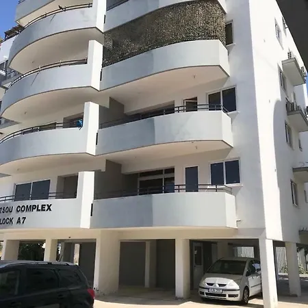 Pool 2 Λάρνακα