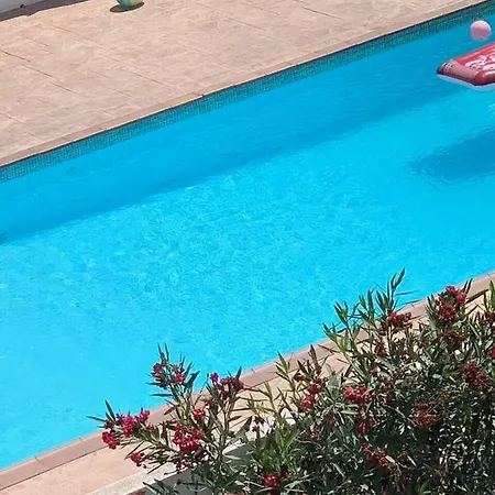 Pool 2 *